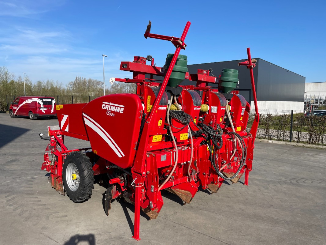 Grimme GL 420 - آلات الحصاد: صورة 1 Grimme GL 420 - آلات الحصاد: صورة 1