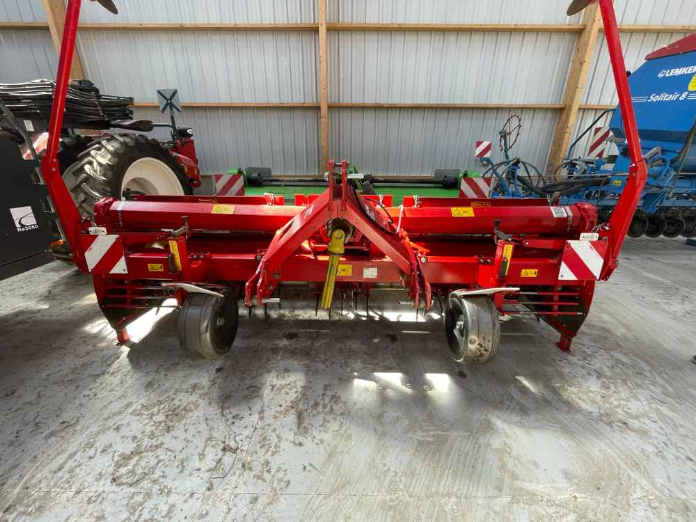 Grimme GF 400 - آلات الحصاد: صورة 1 Grimme GF 400 - آلات الحصاد: صورة 1