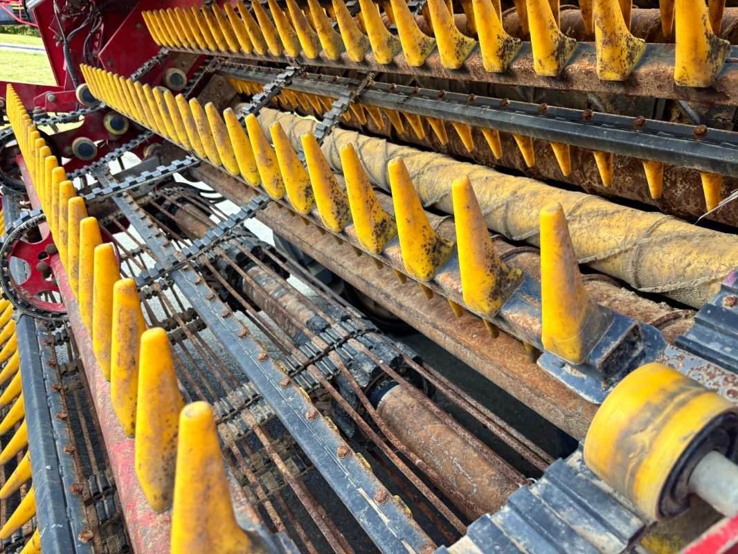 Grimme MAXTRON II 620 - آلات الحصاد: صورة 4 Grimme MAXTRON II 620 - آلات الحصاد: صورة 4