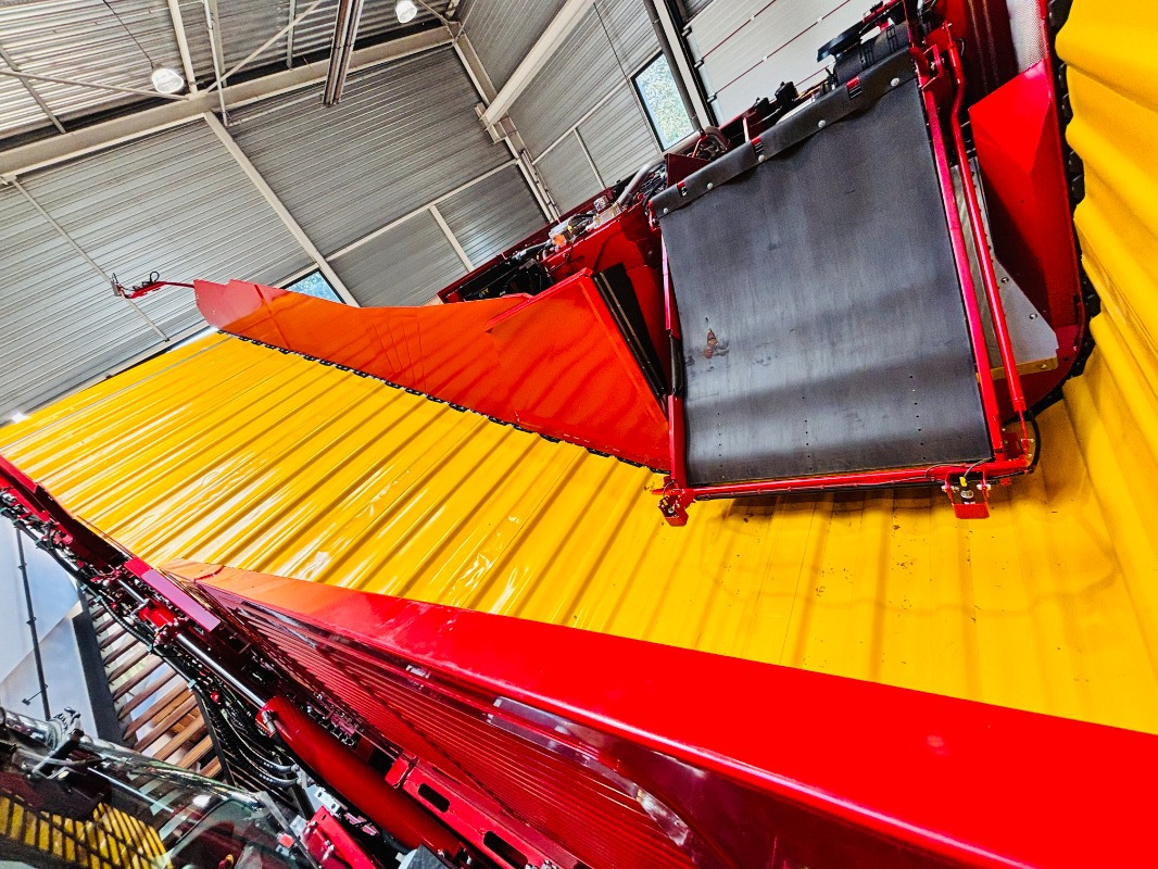 Grimme VARITRON 470 GEN III - آلات الحصاد: صورة 2 Grimme VARITRON 470 GEN III - آلات الحصاد: صورة 2