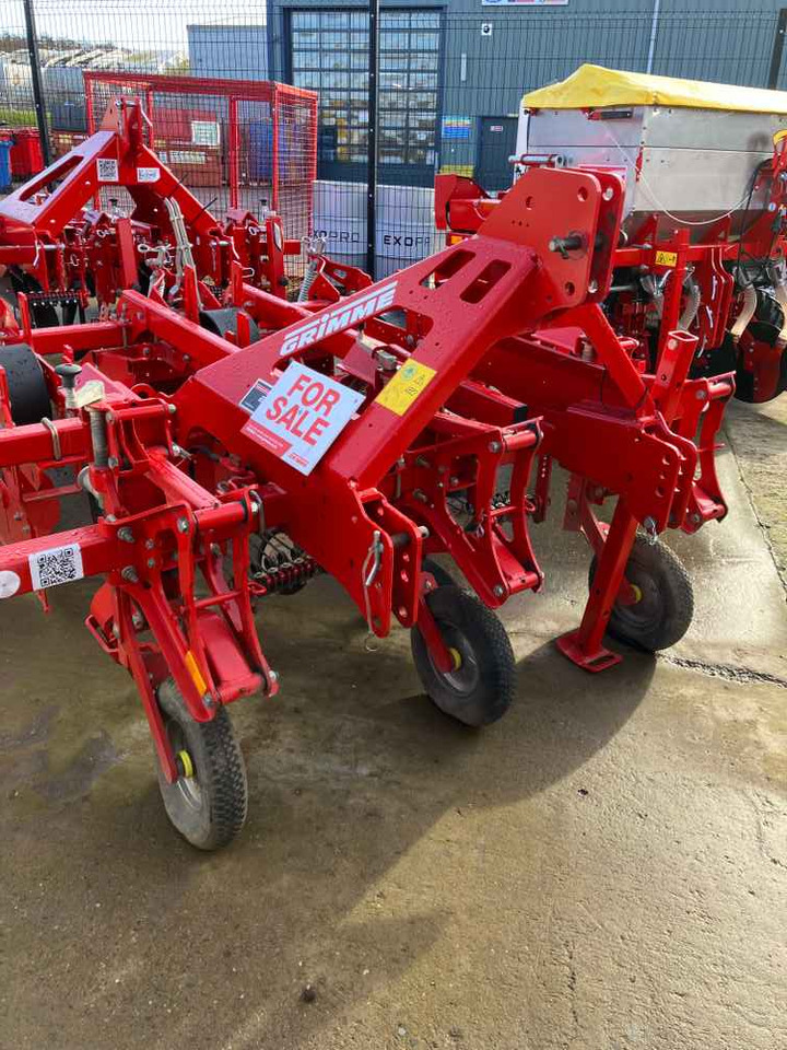 Grimme Grimme GH2, Weeder, Row Re-Former - آلات الحصاد: صورة 1 Grimme Grimme GH2, Weeder, Row Re-Former - آلات الحصاد: صورة 1