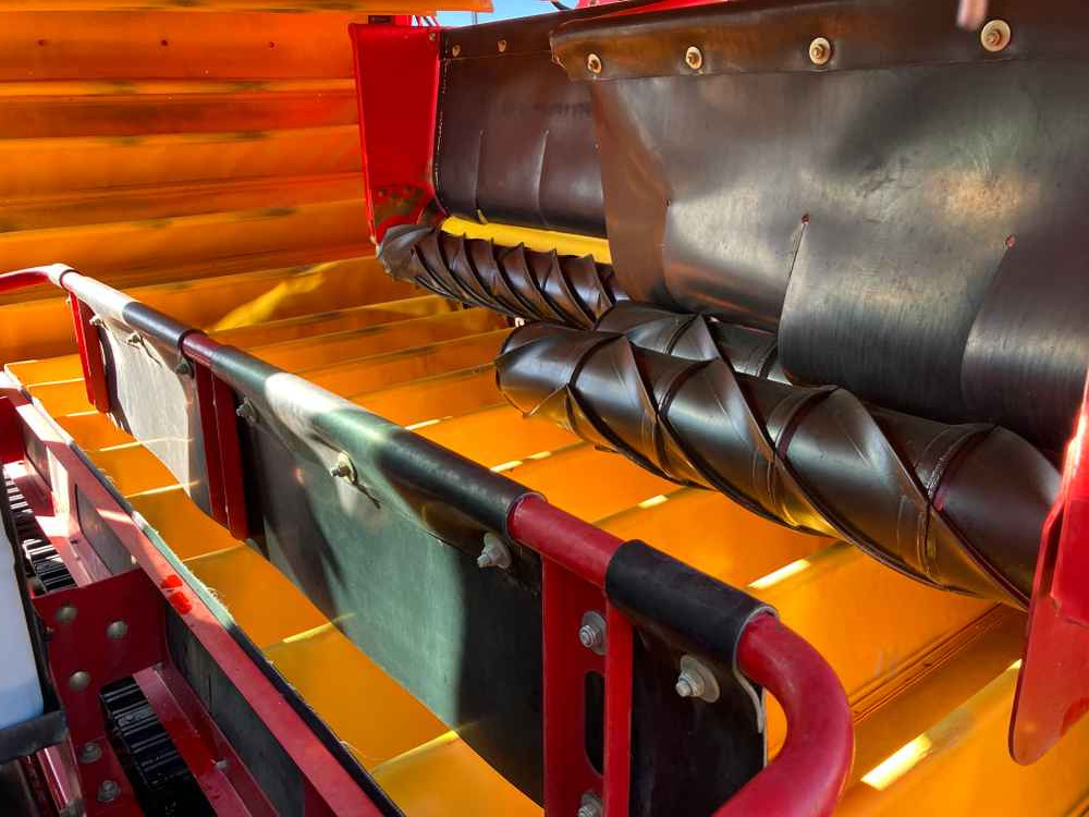 Grimme Varitron 220, 2 Row, Self-Propelled Potato Harvester - آلات الحصاد: صورة 2 Grimme Varitron 220, 2 Row, Self-Propelled Potato Harvester - آلات الحصاد: صورة 2