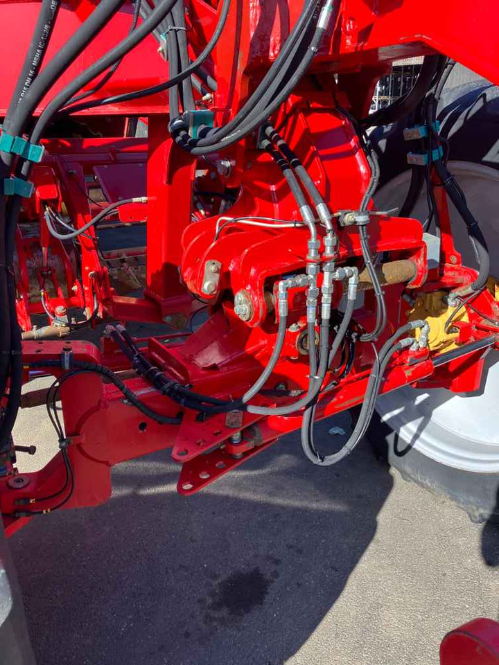 Grimme Varitron 220, 2 Row, Self-Propelled Potato Harvester - آلات الحصاد: صورة 5 Grimme Varitron 220, 2 Row, Self-Propelled Potato Harvester - آلات الحصاد: صورة 5