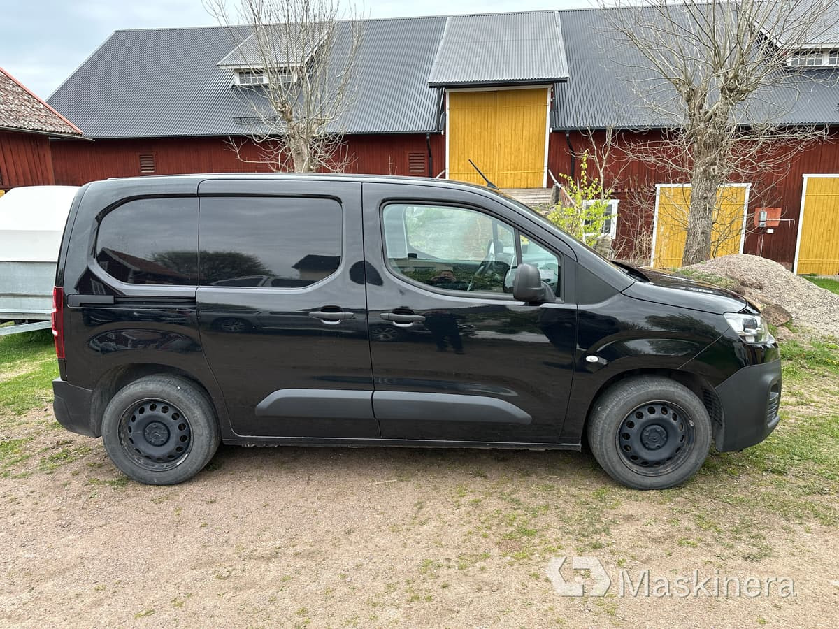 Arbetsbil Citroën Berlingo 1.2 PureTech Aut - فان المدمجة: صورة 4 Arbetsbil Citroën Berlingo 1.2 PureTech Aut - فان المدمجة: صورة 4