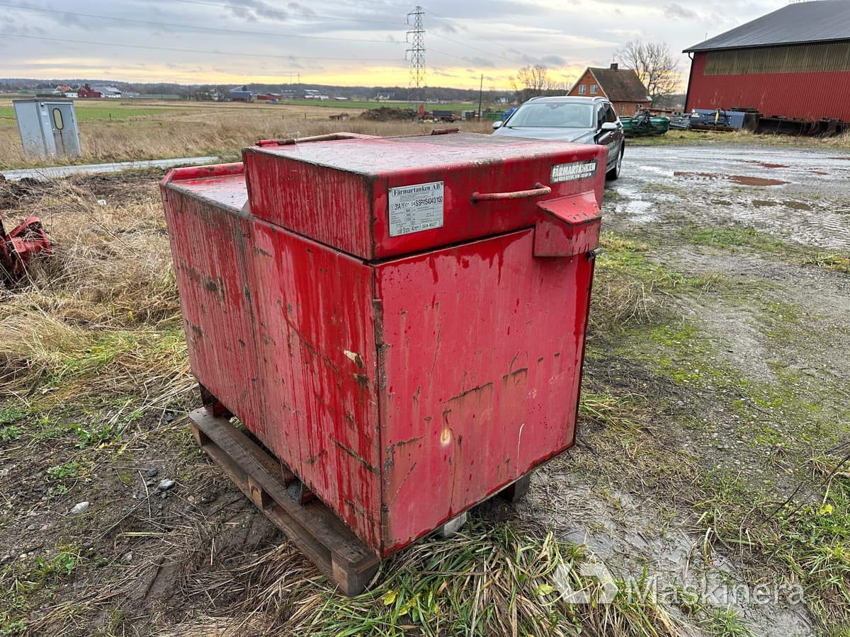 Färmartanken 31A/Y Färmartanken Dieseltank 600 liter - خزان تخزين: صورة 1 Färmartanken 31A/Y Färmartanken Dieseltank 600 liter - خزان تخزين: صورة 1