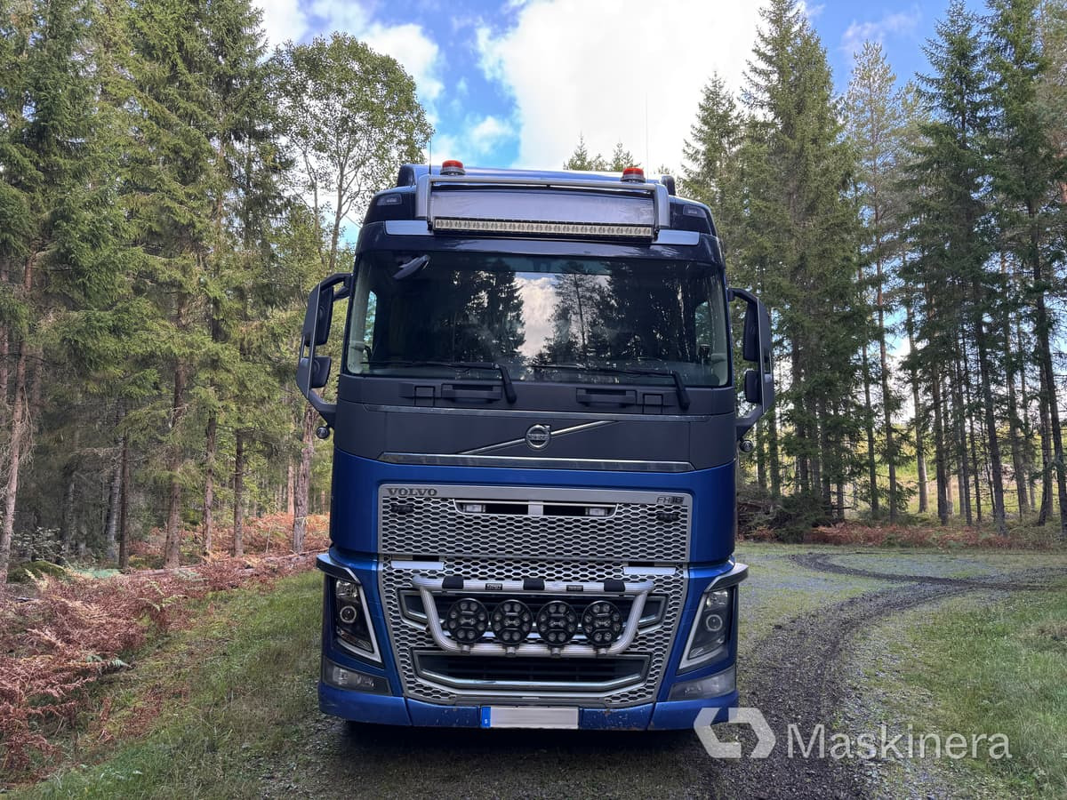 Flisbil Volvo FH16 8X4 med kran & sidtipp - شاحنة صندوقية, شاحنة كرين: صورة 2 Flisbil Volvo FH16 8X4 med kran & sidtipp - شاحنة صندوقية, شاحنة كرين: صورة 2