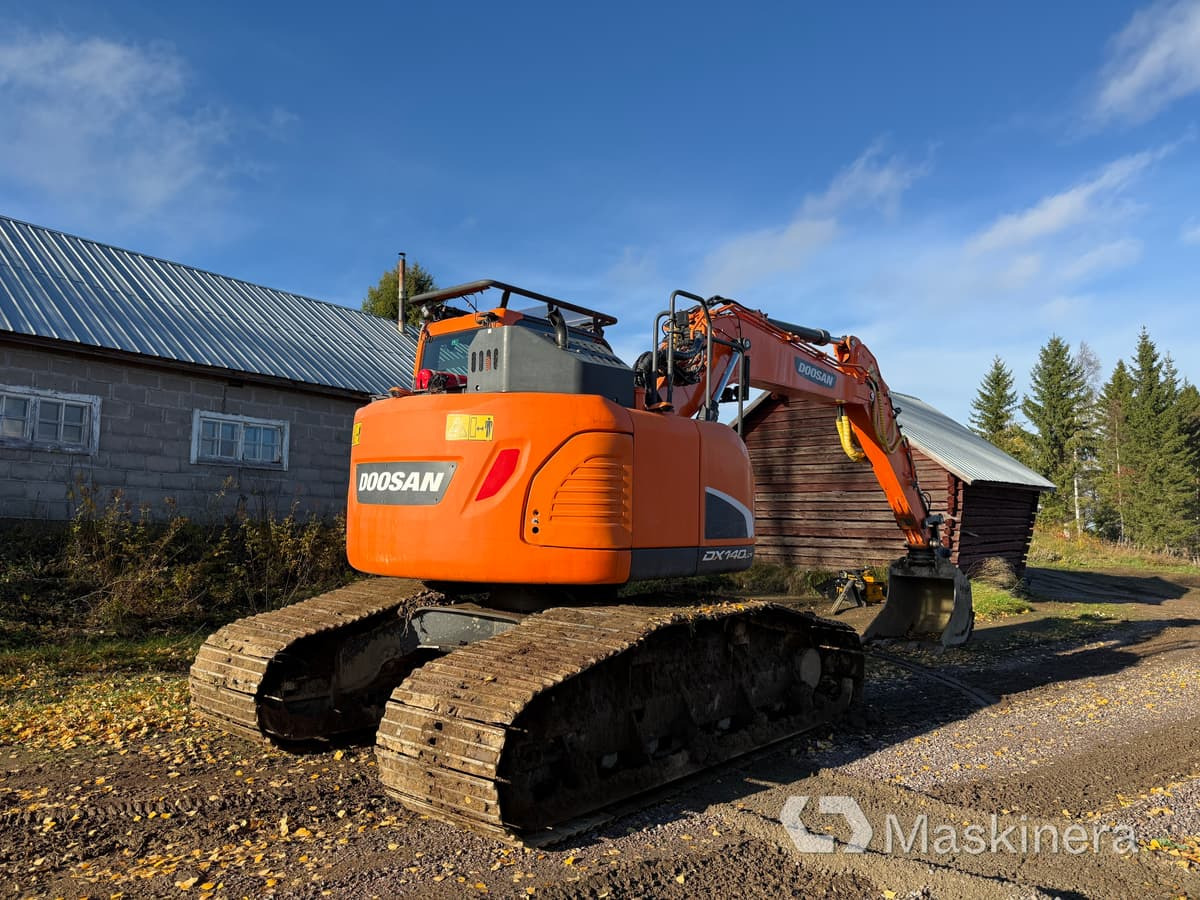 Grävmaskin Doosan DX140LCR-5 / Skördaraggregat 25RH - حفار زاحف: صورة 5 Grävmaskin Doosan DX140LCR-5 / Skördaraggregat 25RH - حفار زاحف: صورة 5