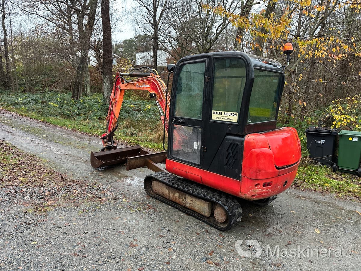 Grävmaskin EuroTom TS-27S - حفار زاحف: صورة 3 Grävmaskin EuroTom TS-27S - حفار زاحف: صورة 3