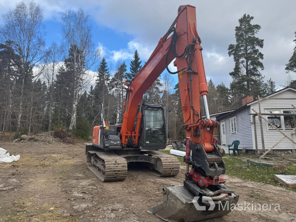 Grävmaskin Hitachi ZX130-3 - حفار زاحف: صورة 3 Grävmaskin Hitachi ZX130-3 - حفار زاحف: صورة 3
