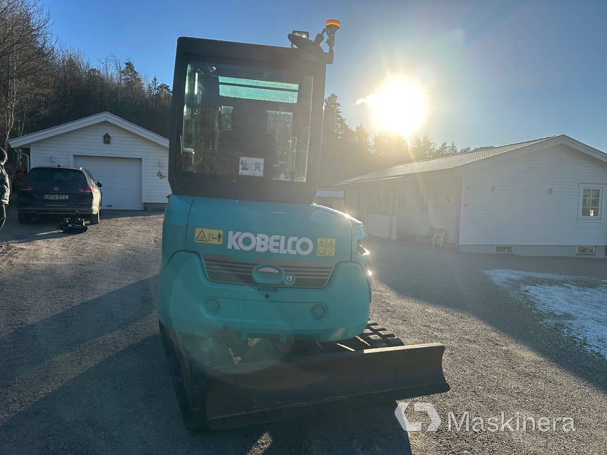 Grävmaskin Kobelco SK26 - حفار زاحف: صورة 4 Grävmaskin Kobelco SK26 - حفار زاحف: صورة 4