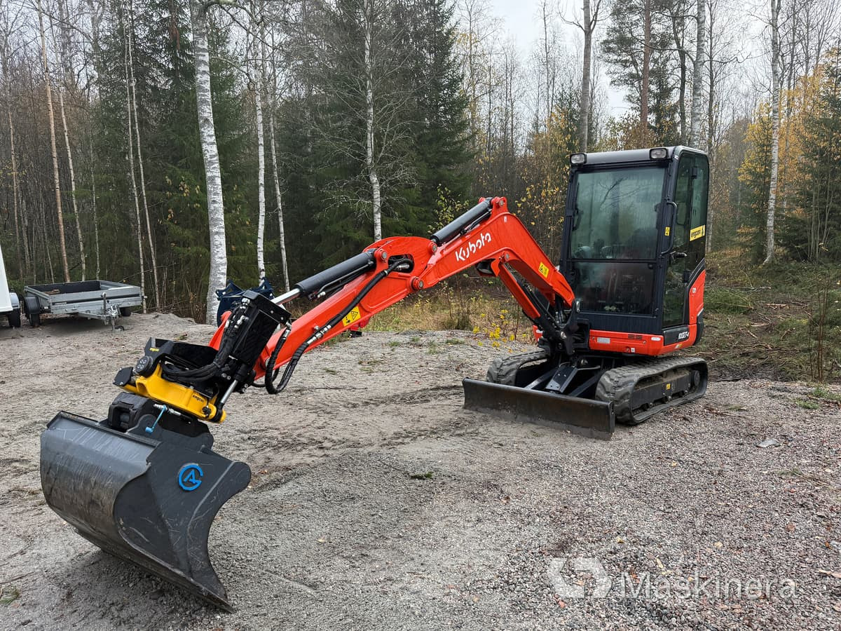 Grävmaskin Kubota KX027-4 med flera redskap - حفار زاحف: صورة 1 Grävmaskin Kubota KX027-4 med flera redskap - حفار زاحف: صورة 1