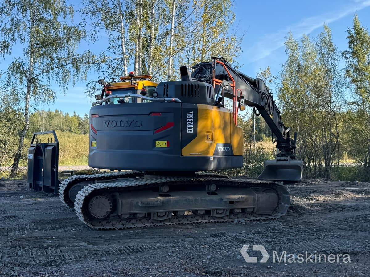 Grävmaskin Volvo ECR235EL - حفار زاحف: صورة 2 Grävmaskin Volvo ECR235EL - حفار زاحف: صورة 2