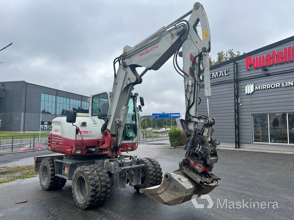 Hjulgrävare Takeuchi TB295W - حفار زاحف: صورة 3 Hjulgrävare Takeuchi TB295W - حفار زاحف: صورة 3