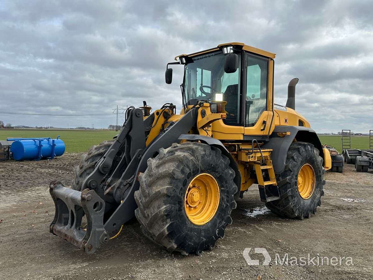 Hjullastare Volvo L60G - اللودر بعجل: صورة 1 Hjullastare Volvo L60G - اللودر بعجل: صورة 1
