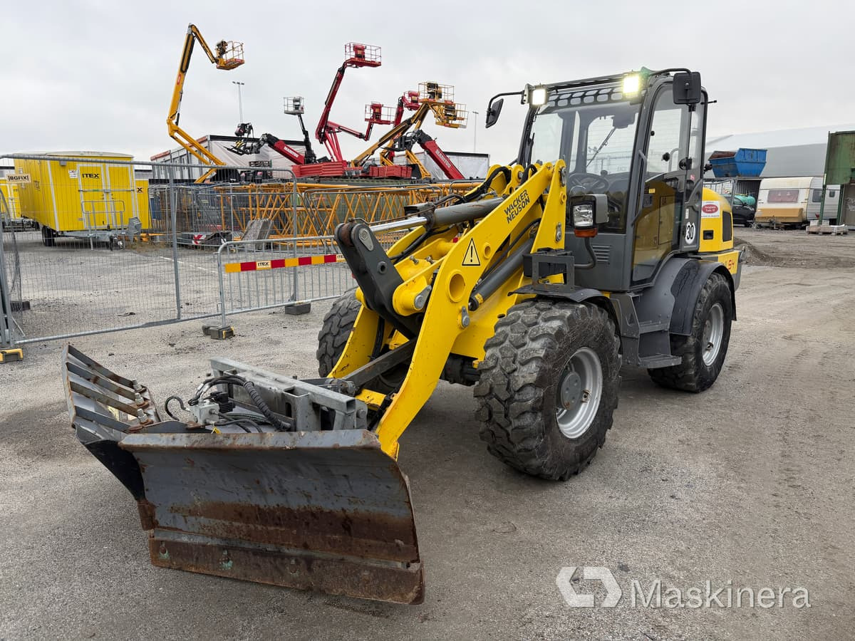 Hjullastare Wacker Neuson WL 54 med redskap - آلات أخرى: صورة 1 Hjullastare Wacker Neuson WL 54 med redskap - آلات أخرى: صورة 1