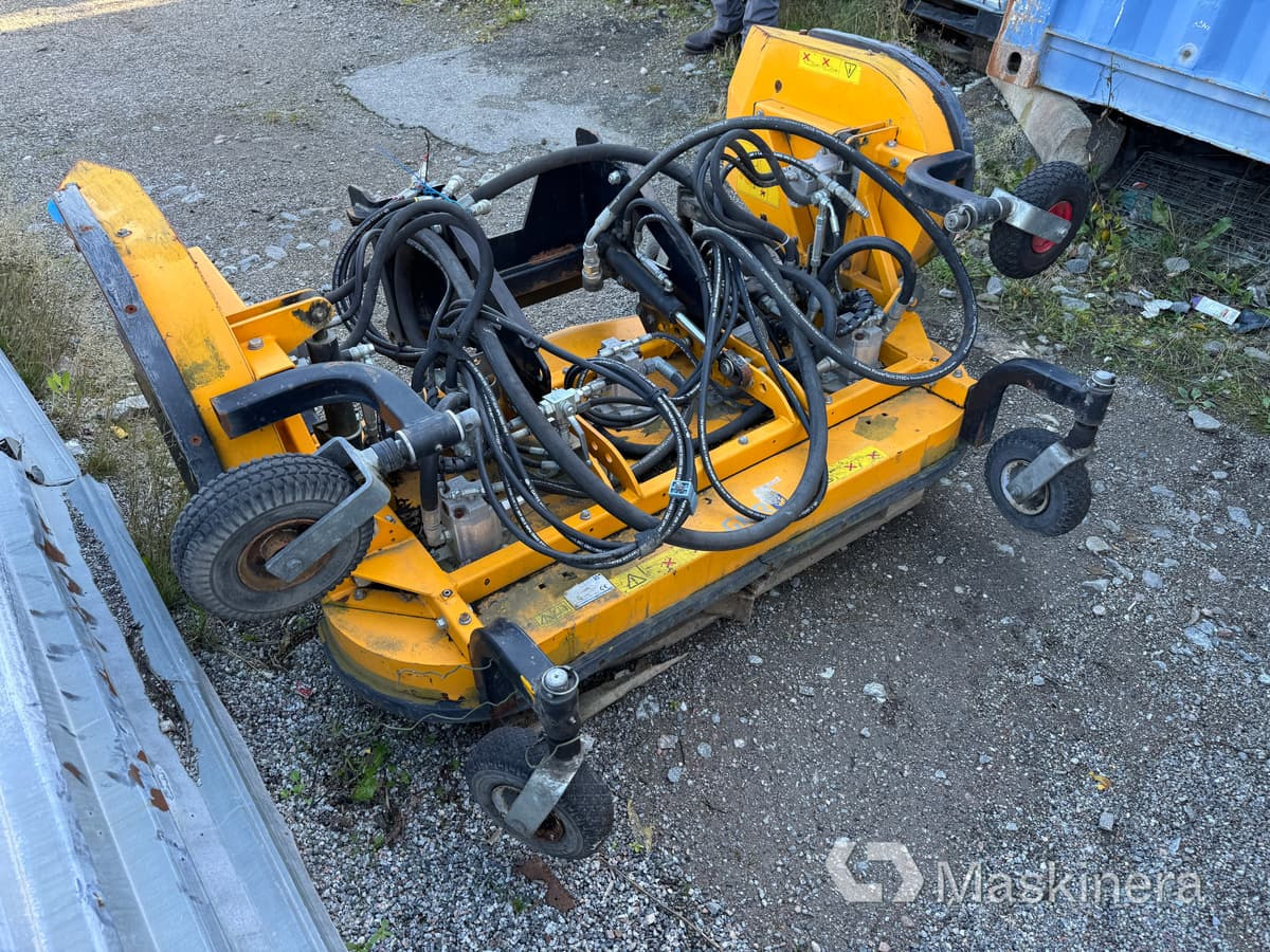 Klippdäck GMR Stensballe TH 2500B - جزازة عشب الحدائق: صورة 3 Klippdäck GMR Stensballe TH 2500B - جزازة عشب الحدائق: صورة 3