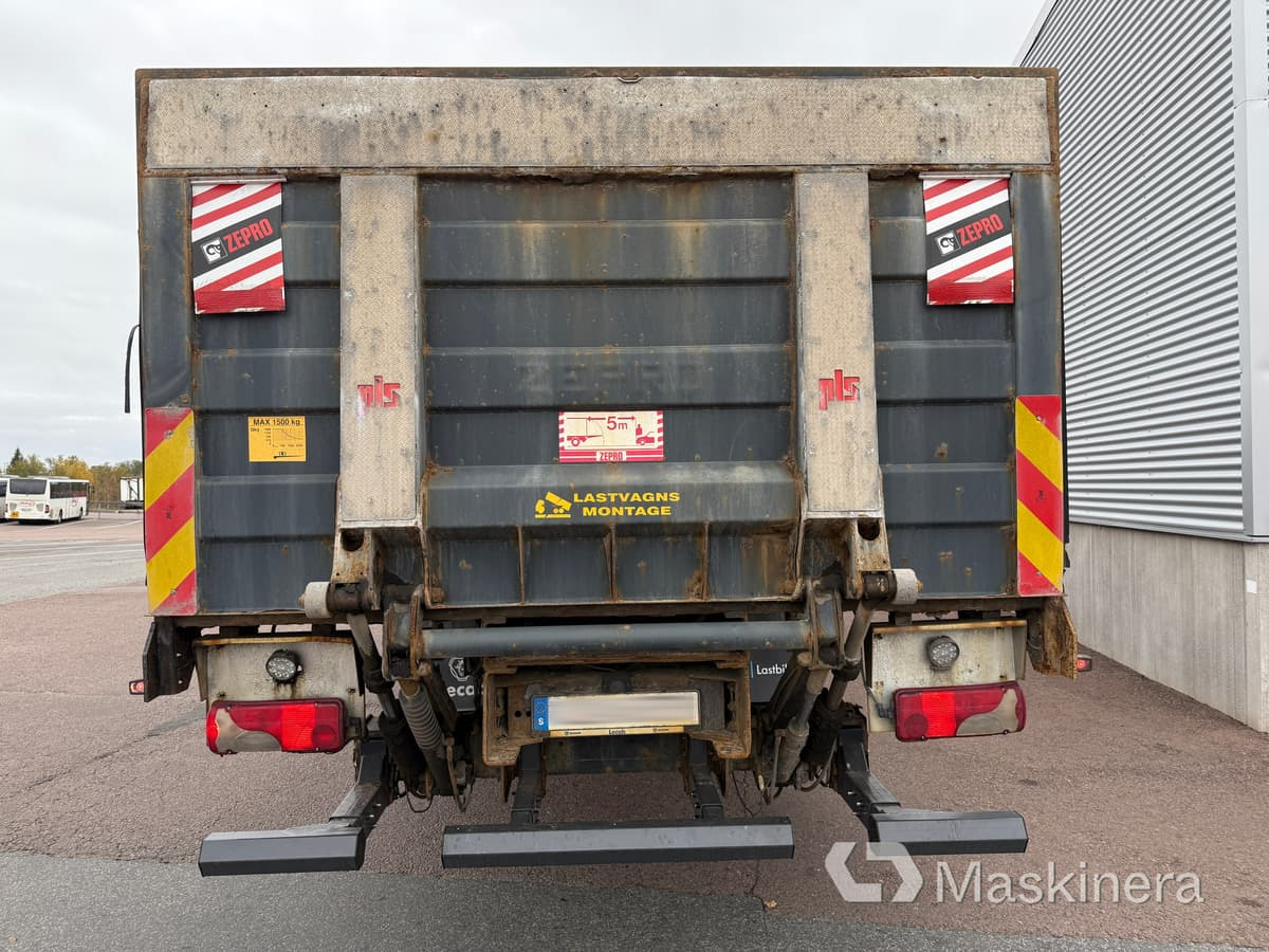 Kranbil Scania P320 - شاحنات مسطحة, شاحنة كرين: صورة 4 Kranbil Scania P320 - شاحنات مسطحة, شاحنة كرين: صورة 4