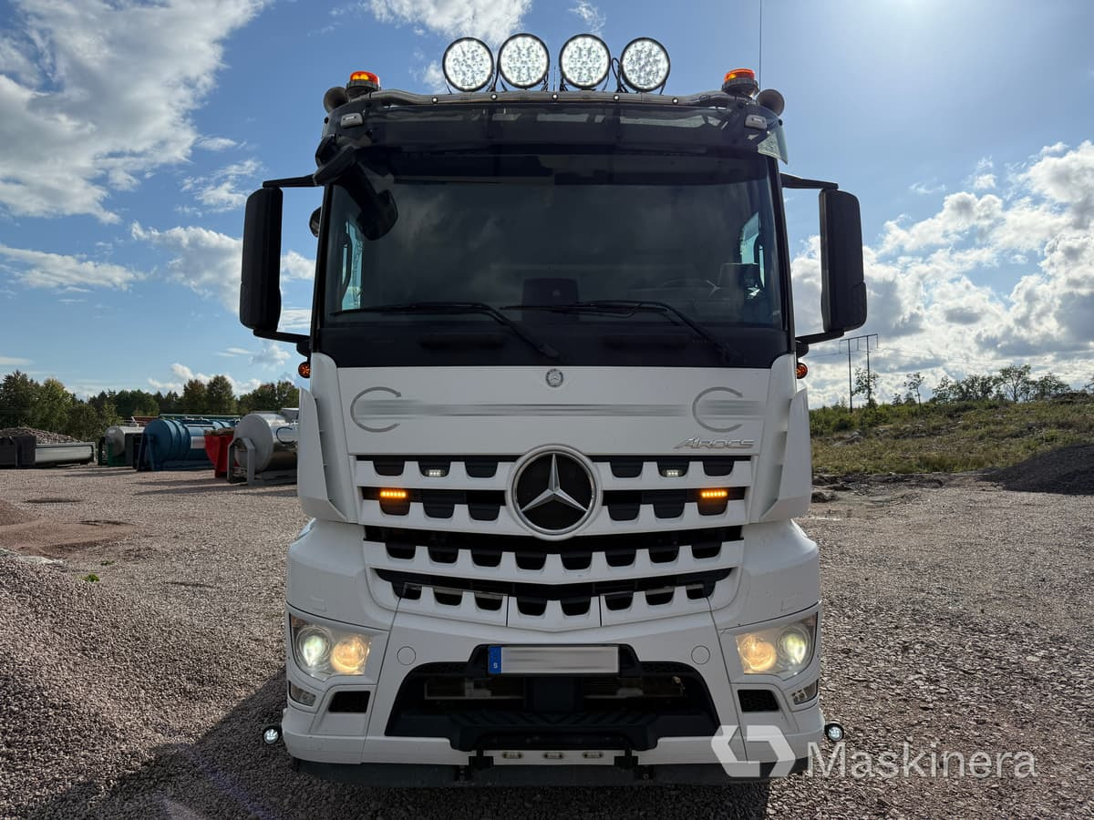 Lastväxlare Mercedes Arocs 2551 - شاحنة برافعة خطافية: صورة 2 Lastväxlare Mercedes Arocs 2551 - شاحنة برافعة خطافية: صورة 2