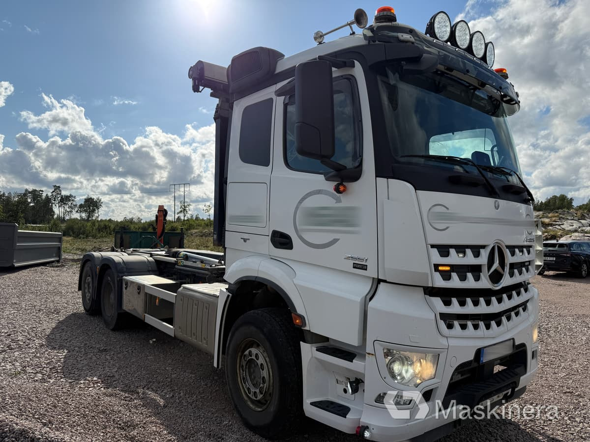 Lastväxlare Mercedes Arocs 2551 - شاحنة برافعة خطافية: صورة 3 Lastväxlare Mercedes Arocs 2551 - شاحنة برافعة خطافية: صورة 3