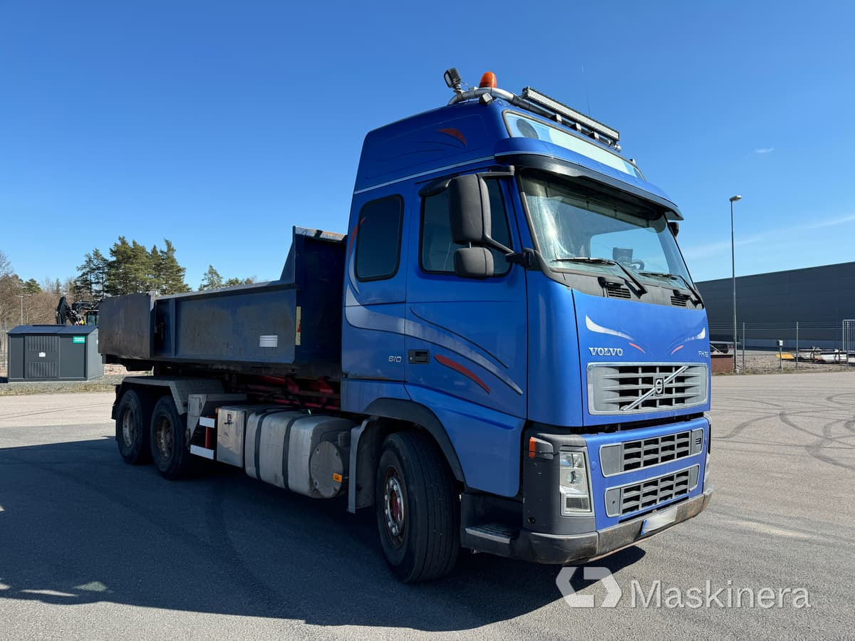 Lastväxlare Volvo FH16 tandemdrift - شاحنة برافعة خطافية: صورة 3 Lastväxlare Volvo FH16 tandemdrift - شاحنة برافعة خطافية: صورة 3