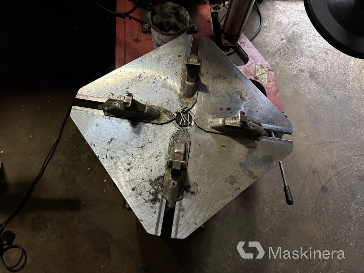 Pela & Megaspin 400 Däckmaskin Pela U-236A & Megaspin 400 - معدات الورشة: صورة 4 Pela & Megaspin 400 Däckmaskin Pela U-236A & Megaspin 400 - معدات الورشة: صورة 4