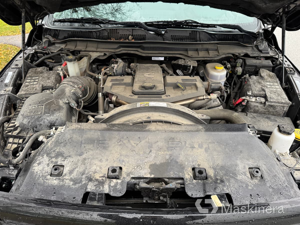 فان Pickup Ram 2500 Laramie: صورة 34 فان Pickup Ram 2500 Laramie: صورة 34