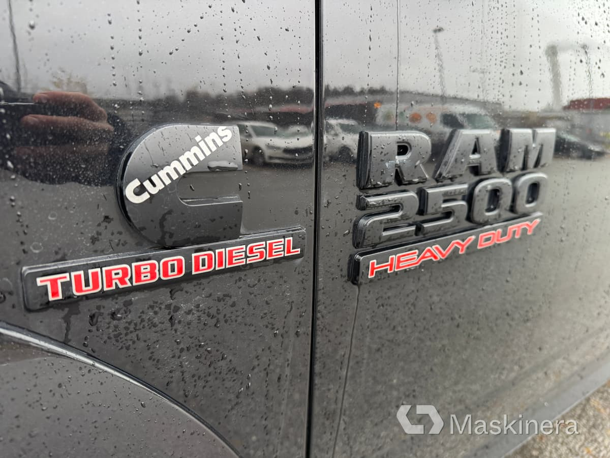 فان Pickup Ram 2500 Laramie: صورة 40 فان Pickup Ram 2500 Laramie: صورة 40