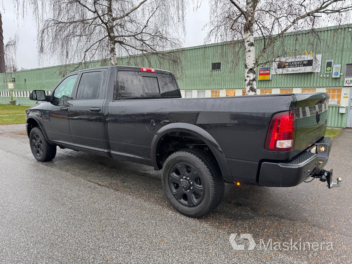 فان Pickup Ram 2500 Laramie: صورة 9 فان Pickup Ram 2500 Laramie: صورة 9