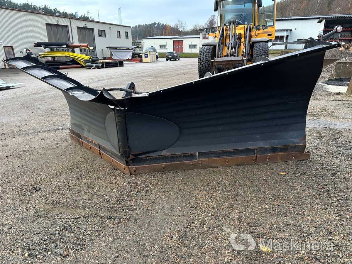 Pronar PUV 4000 HD Vikplog Pronar PUV 4000 HD - كاسحة ثلوج: صورة 1 Pronar PUV 4000 HD Vikplog Pronar PUV 4000 HD - كاسحة ثلوج: صورة 1