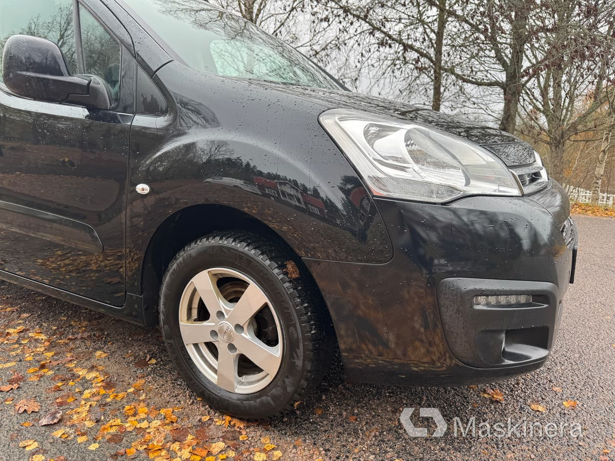 تأجير Skåpbil Citroen Berlingo Skåpbil Citroen Berlingo: صورة 17 تأجير Skåpbil Citroen Berlingo Skåpbil Citroen Berlingo: صورة 17