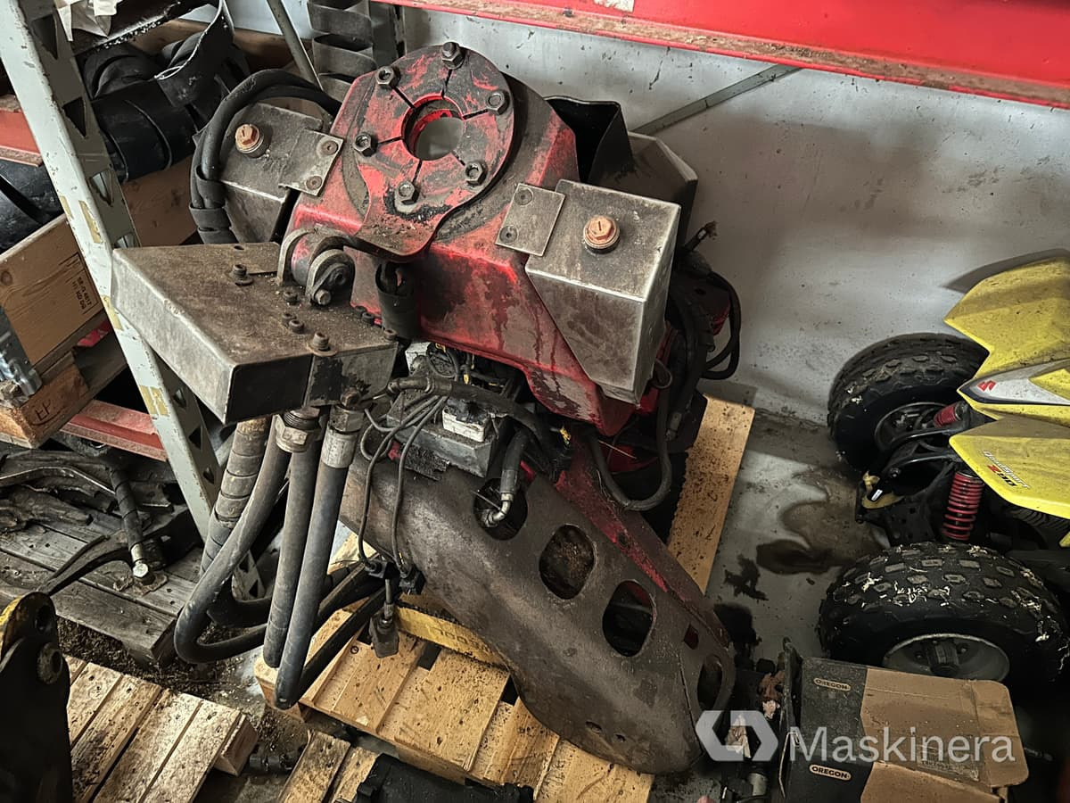 Skördaraggregat SP 451 (reservdelsobjekt) - رأس قطع الأشجار: صورة 1 Skördaraggregat SP 451 (reservdelsobjekt) - رأس قطع الأشجار: صورة 1