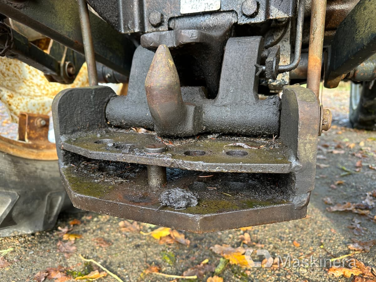 تأجير  Traktor Valmet 405-4 med frontlastare Traktor Valmet 405-4 med frontlastare: صورة 42