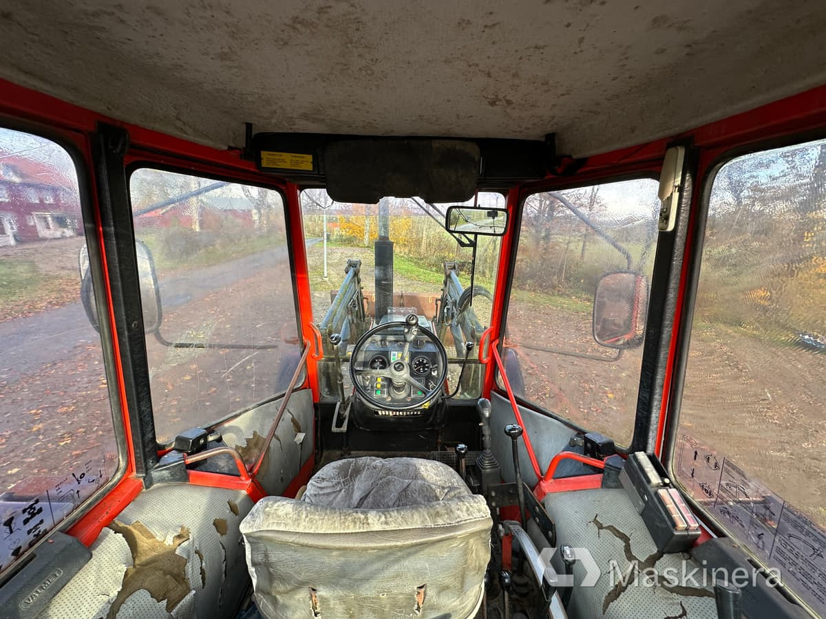 تأجير  Traktor Valmet 405-4 med frontlastare Traktor Valmet 405-4 med frontlastare: صورة 46