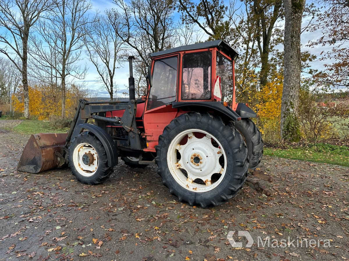 Traktor Valmet 405-4 med frontlastare - جرار: صورة 5 Traktor Valmet 405-4 med frontlastare - جرار: صورة 5