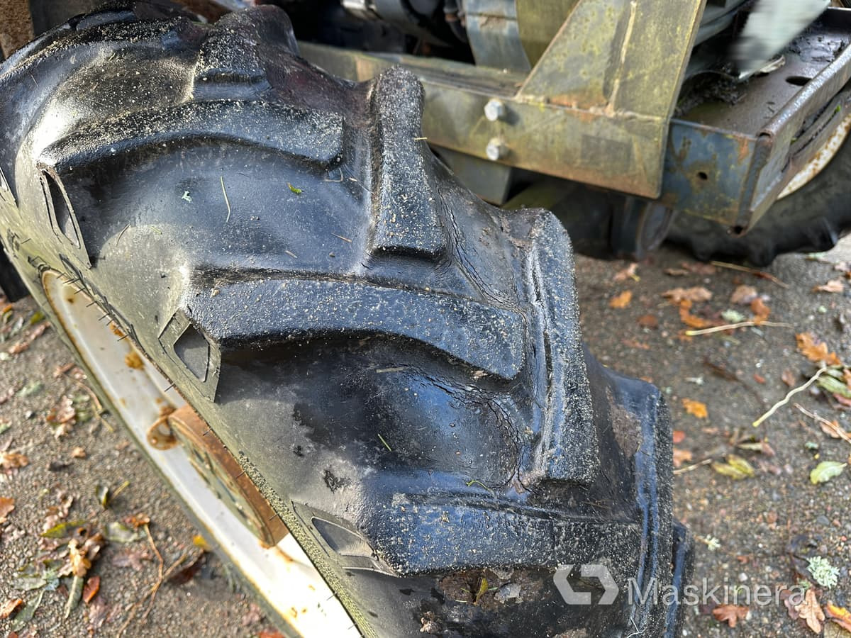 تأجير  Traktor Valmet 405-4 med frontlastare Traktor Valmet 405-4 med frontlastare: صورة 20