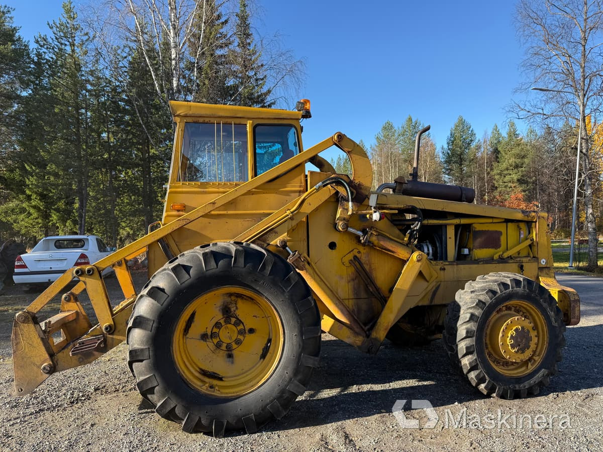 Volvo BM 641  Baklastare Volvo BM 641 - اللودر بعجل: صورة 2 Volvo BM 641  Baklastare Volvo BM 641 - اللودر بعجل: صورة 2