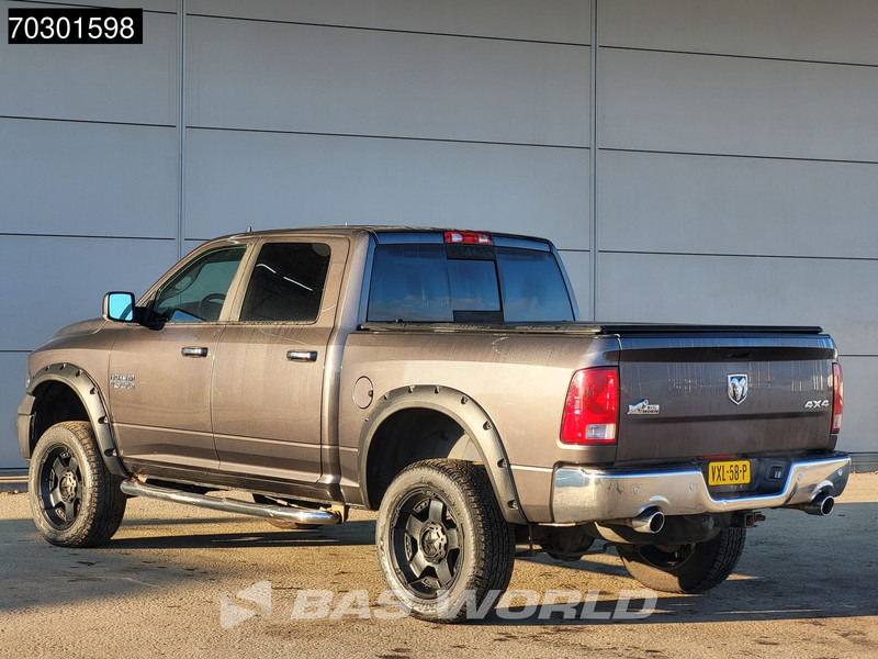 Dodge 1500 5.7 V8 Big Horn LPG 4x4 Trekhaak Camera Parkeersensoren Airco Cruise Verhoogd Euro6 Pick-Up Airco Trekhaak Cruise control - شاحنة البيك أب: صورة 2 Dodge 1500 5.7 V8 Big Horn LPG 4x4 Trekhaak Camera Parkeersensoren Airco Cruise Verhoogd Euro6 Pick-Up Airco Trekhaak Cruise control - شاحنة البيك أب: صورة 2