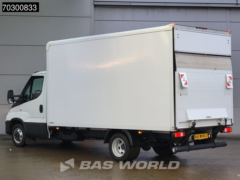 Iveco Daily 35C16 Laadklep Dubbellucht Bakwagen 160PK Airco Euro6 Meubelbak Koffer Airco - شاحنة بصندوق مغلق: صورة 2 Iveco Daily 35C16 Laadklep Dubbellucht Bakwagen 160PK Airco Euro6 Meubelbak Koffer Airco - شاحنة بصندوق مغلق: صورة 2