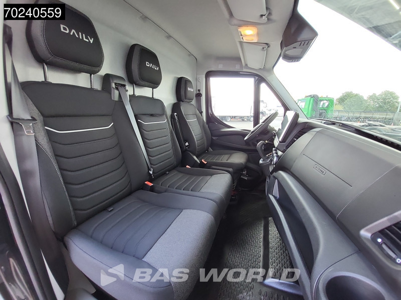 فان للبيع  Iveco Daily 35C18 3.0L Black Edition Automaat 2025-Model 180PK L2H2 Dubbellucht 3,5t Trekgewicht ACC Navi LED Airco Camera Euro6 L2 12m3 Air: صورة 13