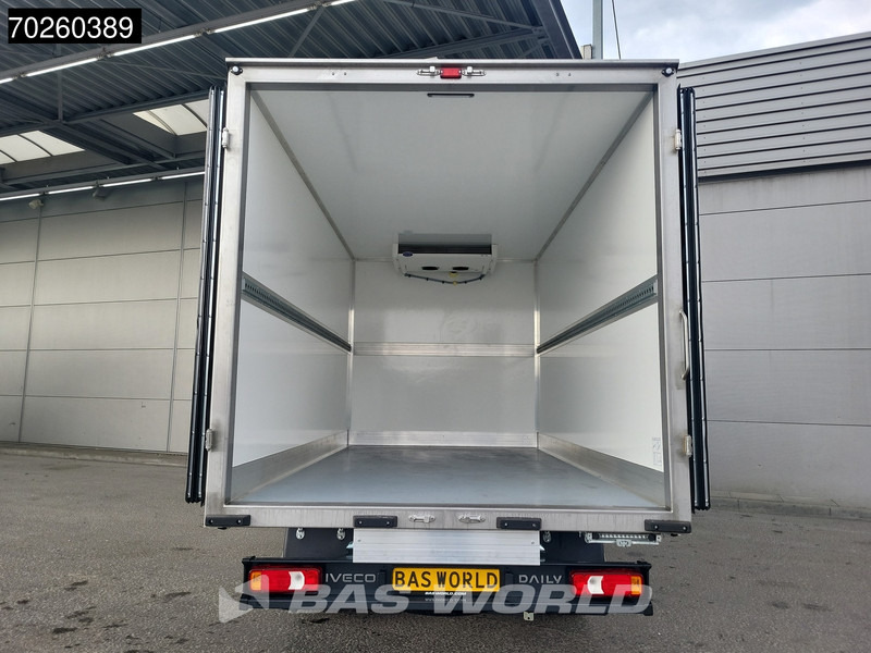 Iveco Daily 35C21 3.0L Koelwagen Vries Carrier Xarios 350 230V stekker CarPlay Airco ACC Koel Koeler Vriezer Vrieswagen Kühler Bakwagen Kühl - شاحنة توصيل مبردة: صورة 3 Iveco Daily 35C21 3.0L Koelwagen Vries Carrier Xarios 350 230V stekker CarPlay Airco ACC Koel Koeler Vriezer Vrieswagen Kühler Bakwagen Kühl - شاحنة توصيل مبردة: صورة 3
