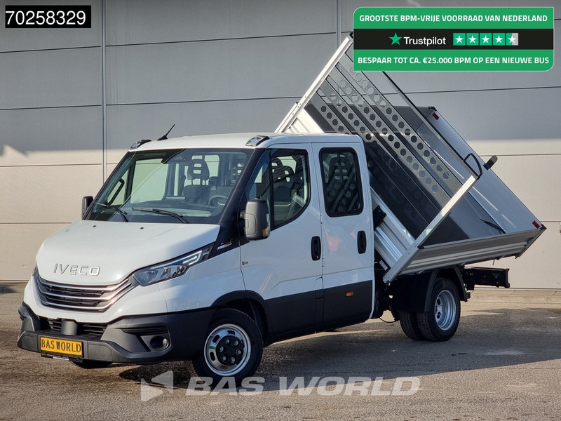 Iveco Daily 35C21 3-Zijdige Kipper Dubbel Cabine 210PK 3.0L Dubbellucht 3,5t Trekhaak ACC Airco LED Camera CarPlay Euro6 Tipper Benne Kieper - قلاب صغير: صورة 1 Iveco Daily 35C21 3-Zijdige Kipper Dubbel Cabine 210PK 3.0L Dubbellucht 3,5t Trekhaak ACC Airco LED Camera CarPlay Euro6 Tipper Benne Kieper - قلاب صغير: صورة 1