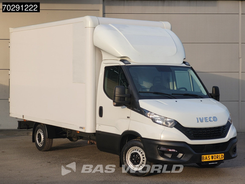 Iveco Daily 35S16 Automaat Bakwagen Achterdeuren 160PK Airco Camera Euro6 Meubelbak Koffer 21m3 Airco - شاحنة بصندوق مغلق: صورة 3 Iveco Daily 35S16 Automaat Bakwagen Achterdeuren 160PK Airco Camera Euro6 Meubelbak Koffer 21m3 Airco - شاحنة بصندوق مغلق: صورة 3