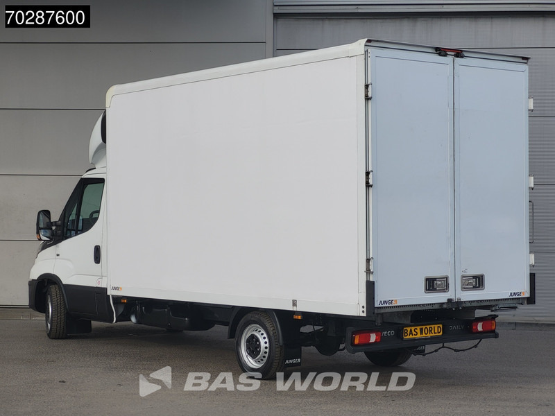 Iveco Daily 35S16 Automaat Bakwagen Achterdeuren 160PK Airco Camera Euro6 Meubelbak Koffer 21m3 Airco - شاحنة بصندوق مغلق: صورة 5 Iveco Daily 35S16 Automaat Bakwagen Achterdeuren 160PK Airco Camera Euro6 Meubelbak Koffer 21m3 Airco - شاحنة بصندوق مغلق: صورة 5