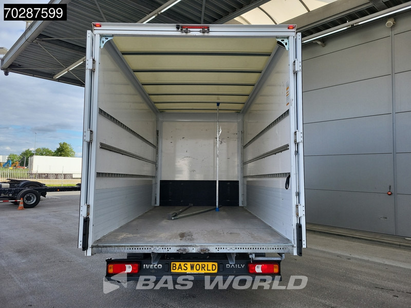 Iveco Daily 35S16 Automaat Bakwagen Achterdeuren Airco Camera Euro6 Meubelbak Koffer 21m3 Airco - شاحنة بصندوق مغلق: صورة 3 Iveco Daily 35S16 Automaat Bakwagen Achterdeuren Airco Camera Euro6 Meubelbak Koffer 21m3 Airco - شاحنة بصندوق مغلق: صورة 3