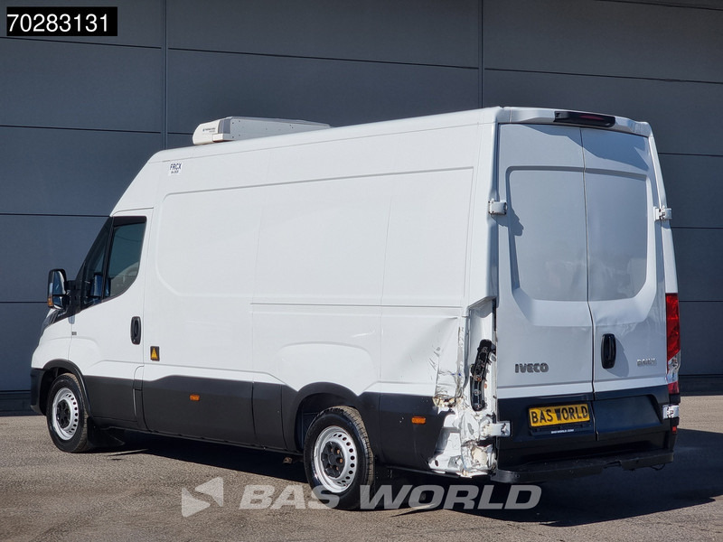 Iveco Daily 35S16 SCHADE/DAMAGE! Koelwagen Vriezer Automaat Thermo King V-300 MAX Airco Cruise Parkeersensoren Kühl Kühler Koel Koeler Kühlw - شاحنة توصيل مبردة: صورة 2 Iveco Daily 35S16 SCHADE/DAMAGE! Koelwagen Vriezer Automaat Thermo King V-300 MAX Airco Cruise Parkeersensoren Kühl Kühler Koel Koeler Kühlw - شاحنة توصيل مبردة: صورة 2