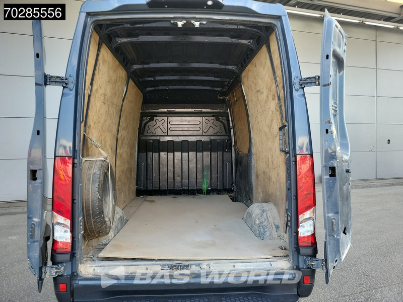 Iveco Daily 35S18 3.0L Automaat L2H2 3,5t Trekhaak LED Navi Airco Cruise Camera Euro6 L2 11m3 Airco Trekhaak Cruise control - فان: صورة 3 Iveco Daily 35S18 3.0L Automaat L2H2 3,5t Trekhaak LED Navi Airco Cruise Camera Euro6 L2 11m3 Airco Trekhaak Cruise control - فان: صورة 3