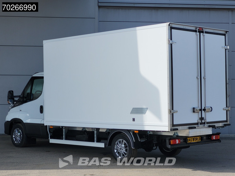 Iveco Daily 35S18 3.0L Koelwagen Vriezer Thermoking V-200 MAX 220V stekker -18 LED Navi Airco ACC Koel Koeler Kühler Kühlwagen Bakwagen Kühl - شاحنة توصيل مبردة: صورة 2 Iveco Daily 35S18 3.0L Koelwagen Vriezer Thermoking V-200 MAX 220V stekker -18 LED Navi Airco ACC Koel Koeler Kühler Kühlwagen Bakwagen Kühl - شاحنة توصيل مبردة: صورة 2