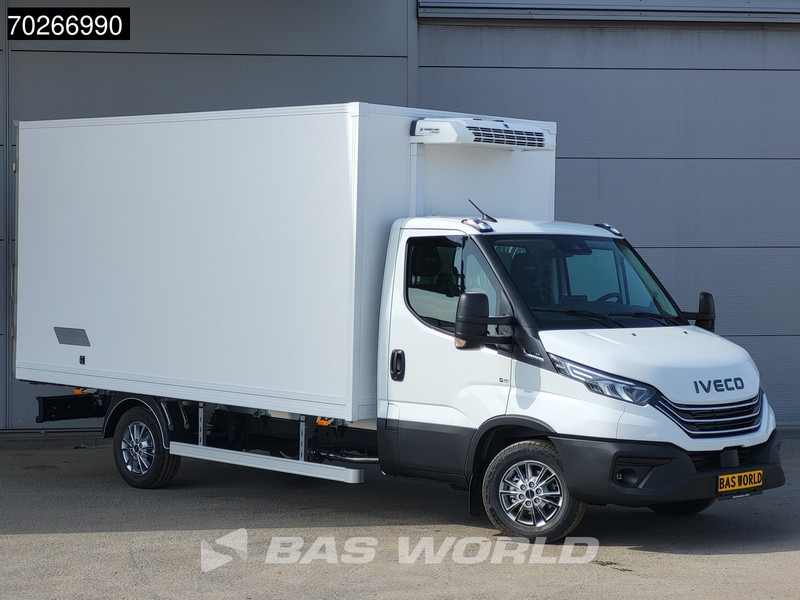 Iveco Daily 35S18 3.0L Koelwagen Vriezer Thermoking V-200 MAX 220V stekker -18 LED Navi Airco ACC Koel Koeler Kühler Kühlwagen Bakwagen Kühl - شاحنة توصيل مبردة: صورة 3 Iveco Daily 35S18 3.0L Koelwagen Vriezer Thermoking V-200 MAX 220V stekker -18 LED Navi Airco ACC Koel Koeler Kühler Kühlwagen Bakwagen Kühl - شاحنة توصيل مبردة: صورة 3