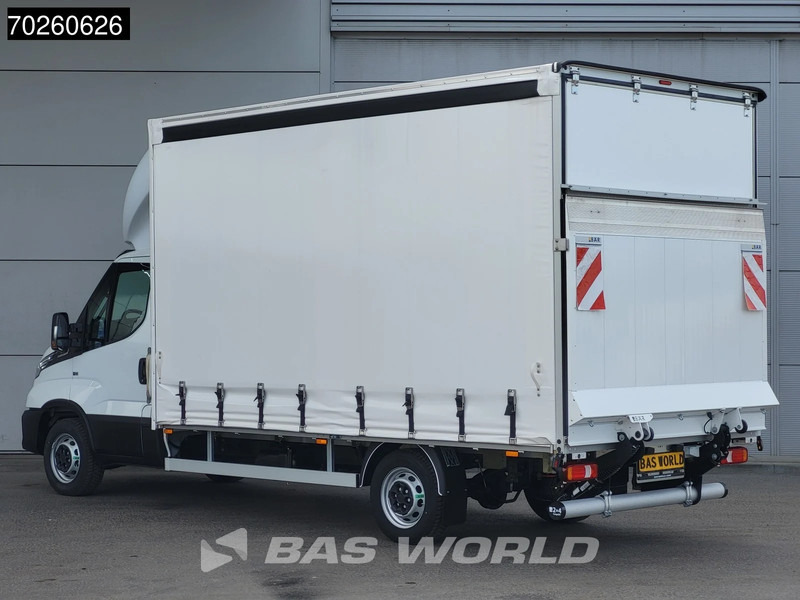 Iveco Daily 35S21 3.0L 210PK Automaat Schuifzeilen Laadklep ACC LED CarPlay Euro6 Schuifzeil Zeilen Koffer Meubelbak Bakwagen Airco - شاحنة مغلقة بستائر جانبية: صورة 2 Iveco Daily 35S21 3.0L 210PK Automaat Schuifzeilen Laadklep ACC LED CarPlay Euro6 Schuifzeil Zeilen Koffer Meubelbak Bakwagen Airco - شاحنة مغلقة بستائر جانبية: صورة 2