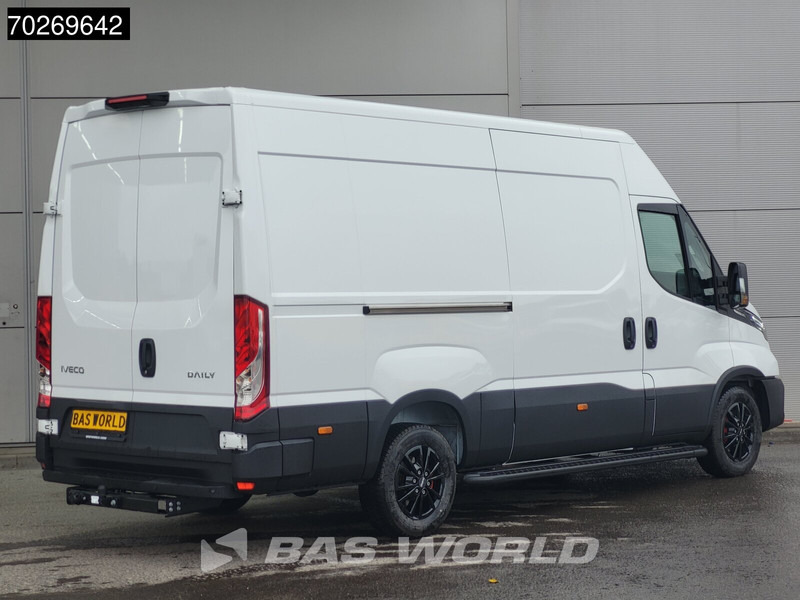 Iveco Daily 35S21 3.0L Automaat Black Edition 2025 model L2H2 Trekhaak Tacho ACC LED CarPlay Velgen Camera 12m3 Airco Trekhaak - فان: صورة 5 Iveco Daily 35S21 3.0L Automaat Black Edition 2025 model L2H2 Trekhaak Tacho ACC LED CarPlay Velgen Camera 12m3 Airco Trekhaak - فان: صورة 5